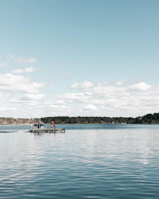 Blå blå vindar och vatten. Blå blå vindar och hav! 💦 

Hoppas ni haft en härlig långhelg! Vi är så nyfikna på vad ni hittade på för roliga äventyr? 🙌🏻🤩

📷 @gustafkumlin